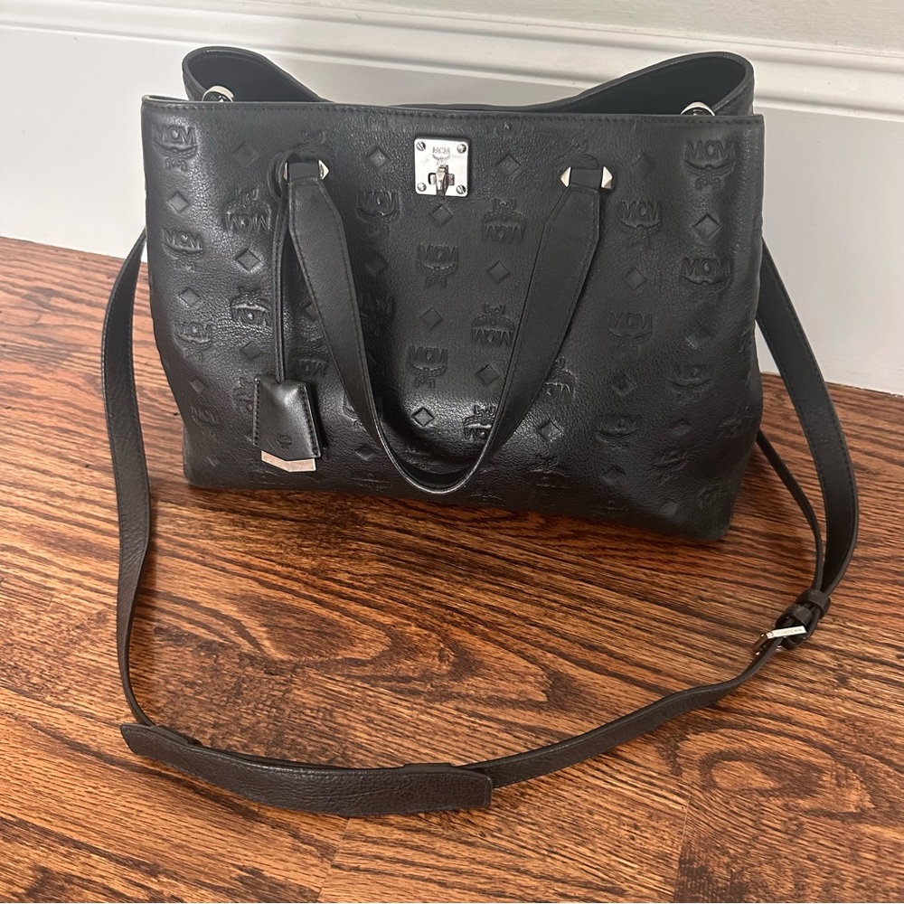 MCM Embossed Calfskin Ottomar Monogram Large Essential Tote Black